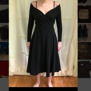 Vintage Moda Int’l Off the shoulder dress